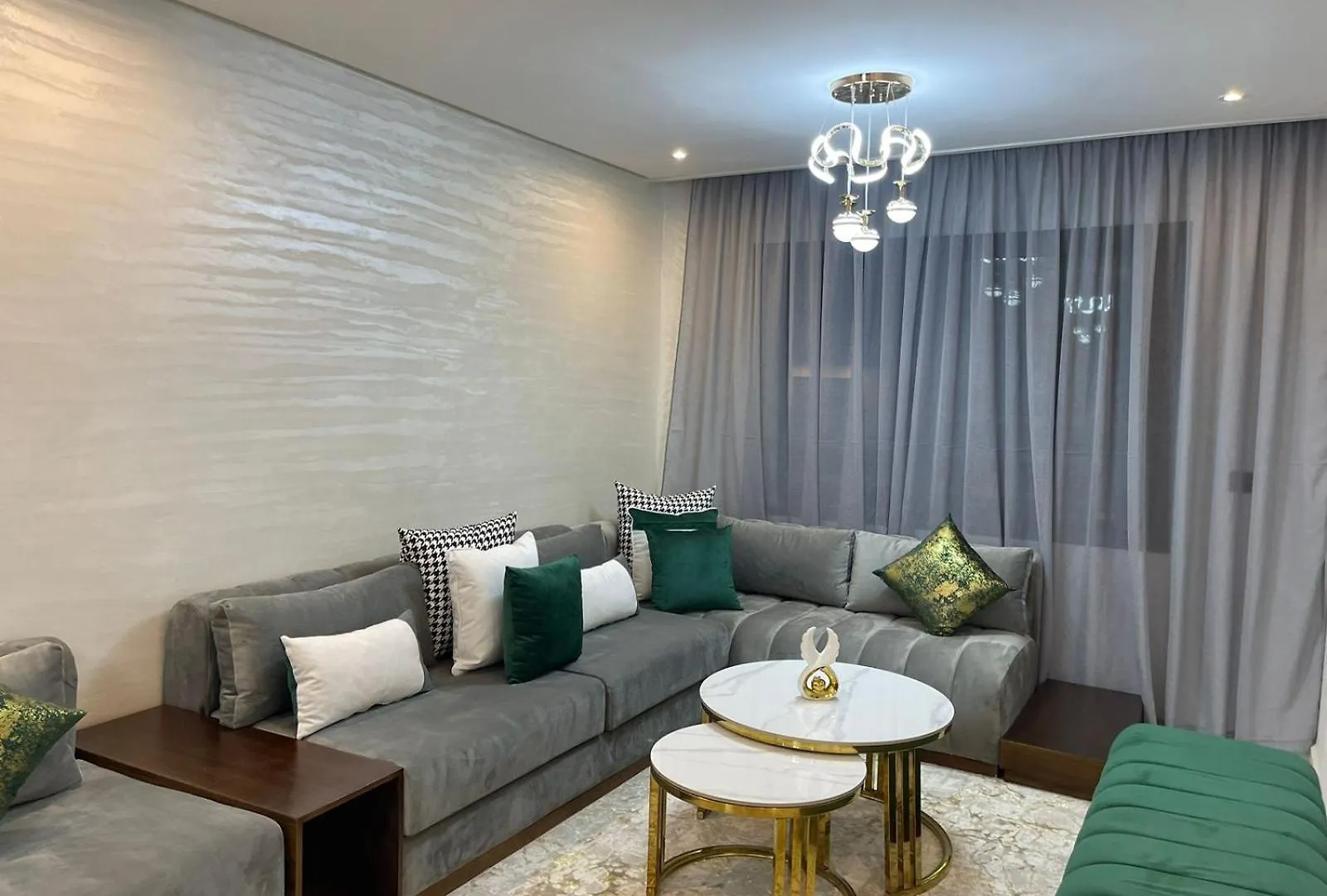 Daire Appartement De Luxe 2 Chambres Piscine Marakeş